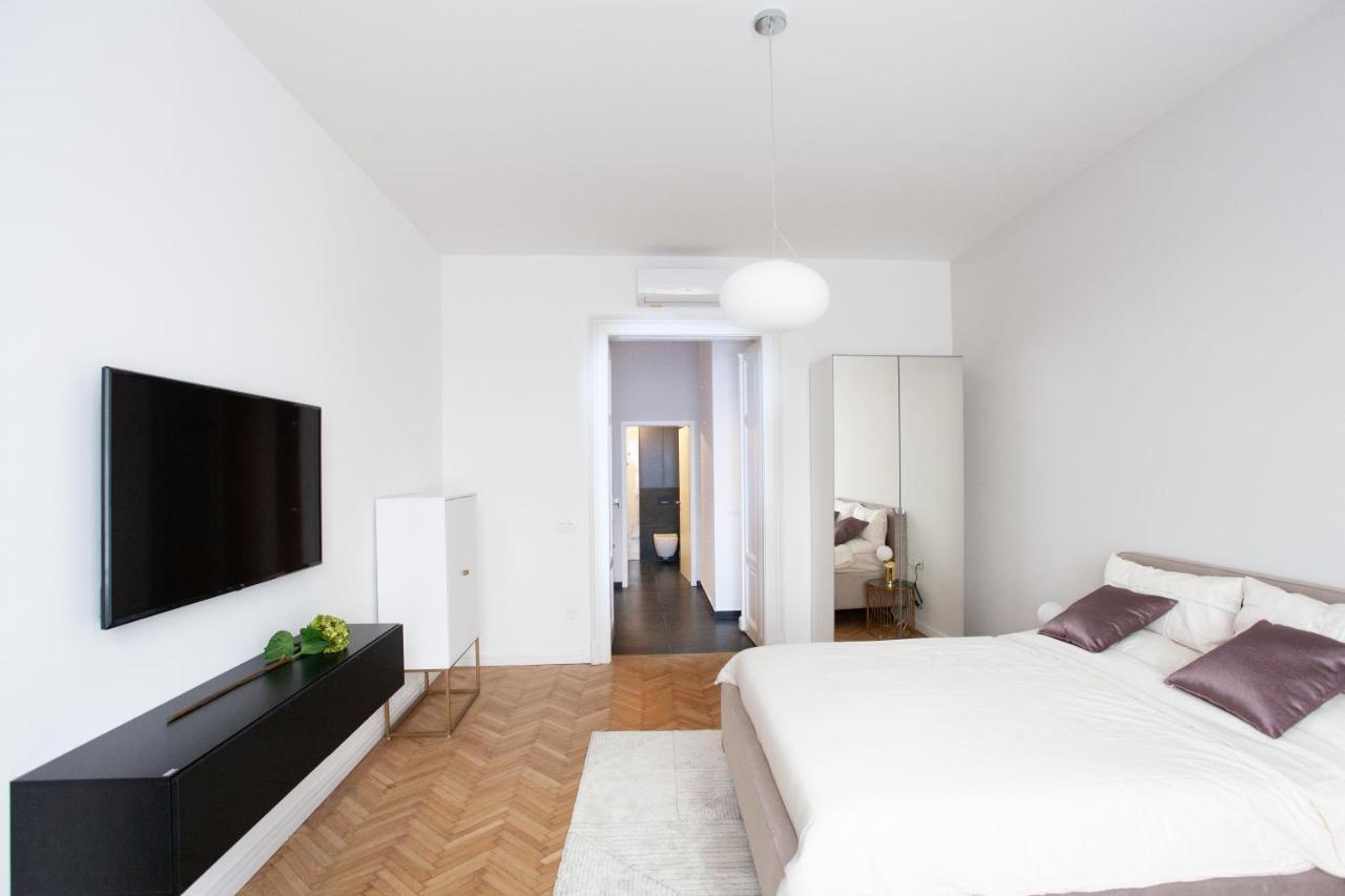Real Deluxe Next To Danube Apartamento Budapeste Exterior foto