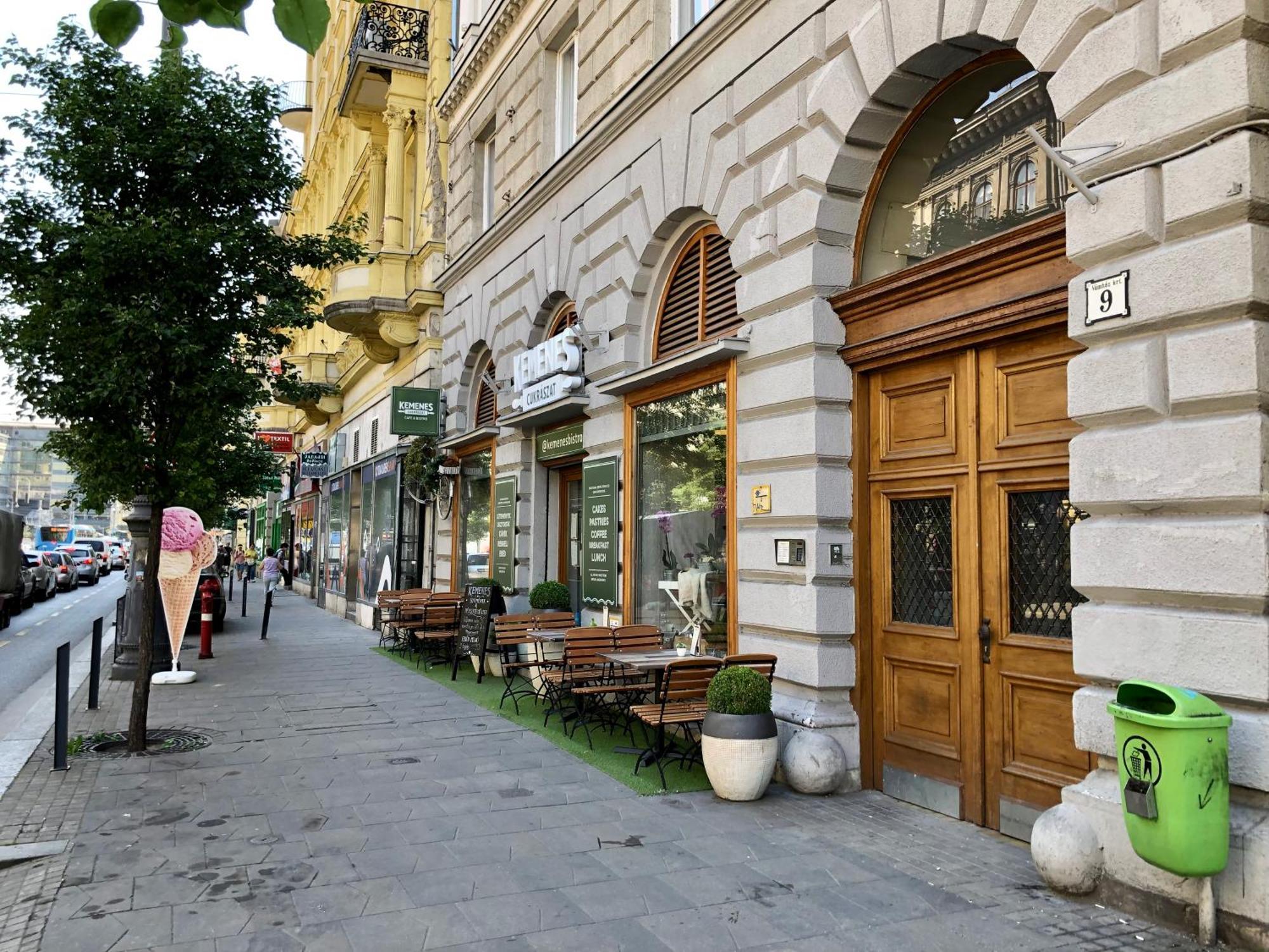 Real Deluxe Next To Danube Apartamento Budapeste Exterior foto
